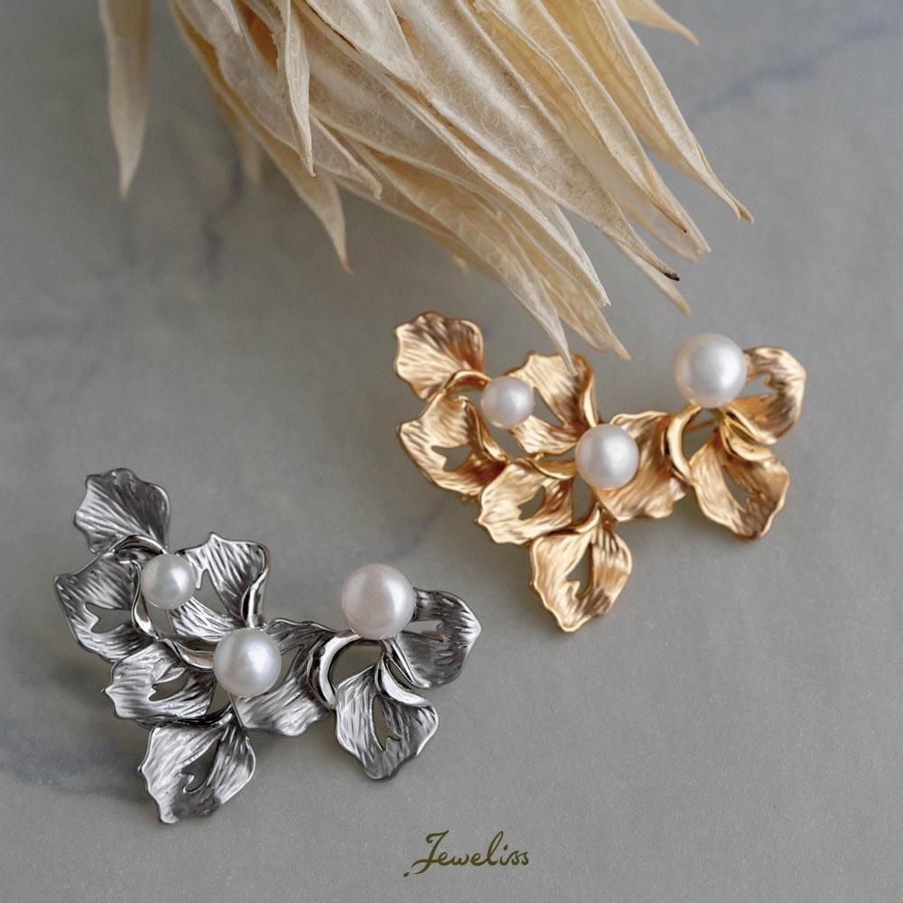 アビステ フランス製花びらモチーフブローチ WEB限定】フランス製