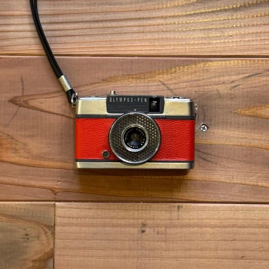 OLYMPUS】 PEN EE-2 ハーフサイズフィルムカメラ 