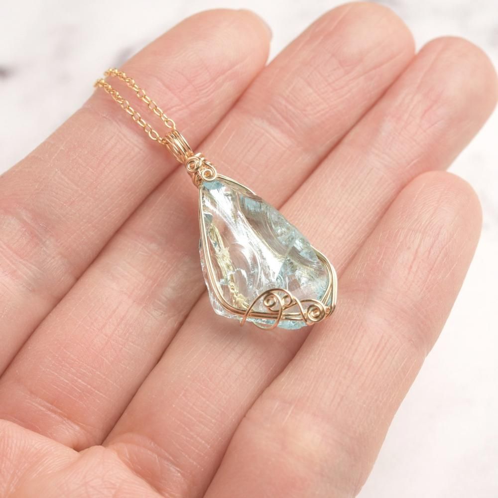 アンダラクリスタルのワイヤージュエリーネックレス✧ドラゴンズ