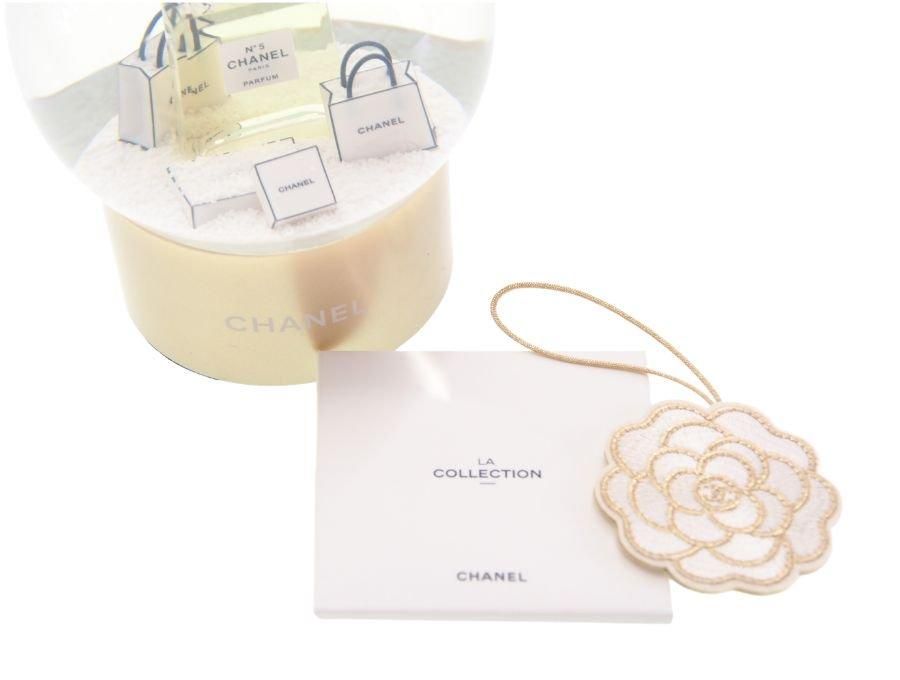 シャネル ノベルティ カメリア 刺繍チャーム LA COLLECTION ココマーク