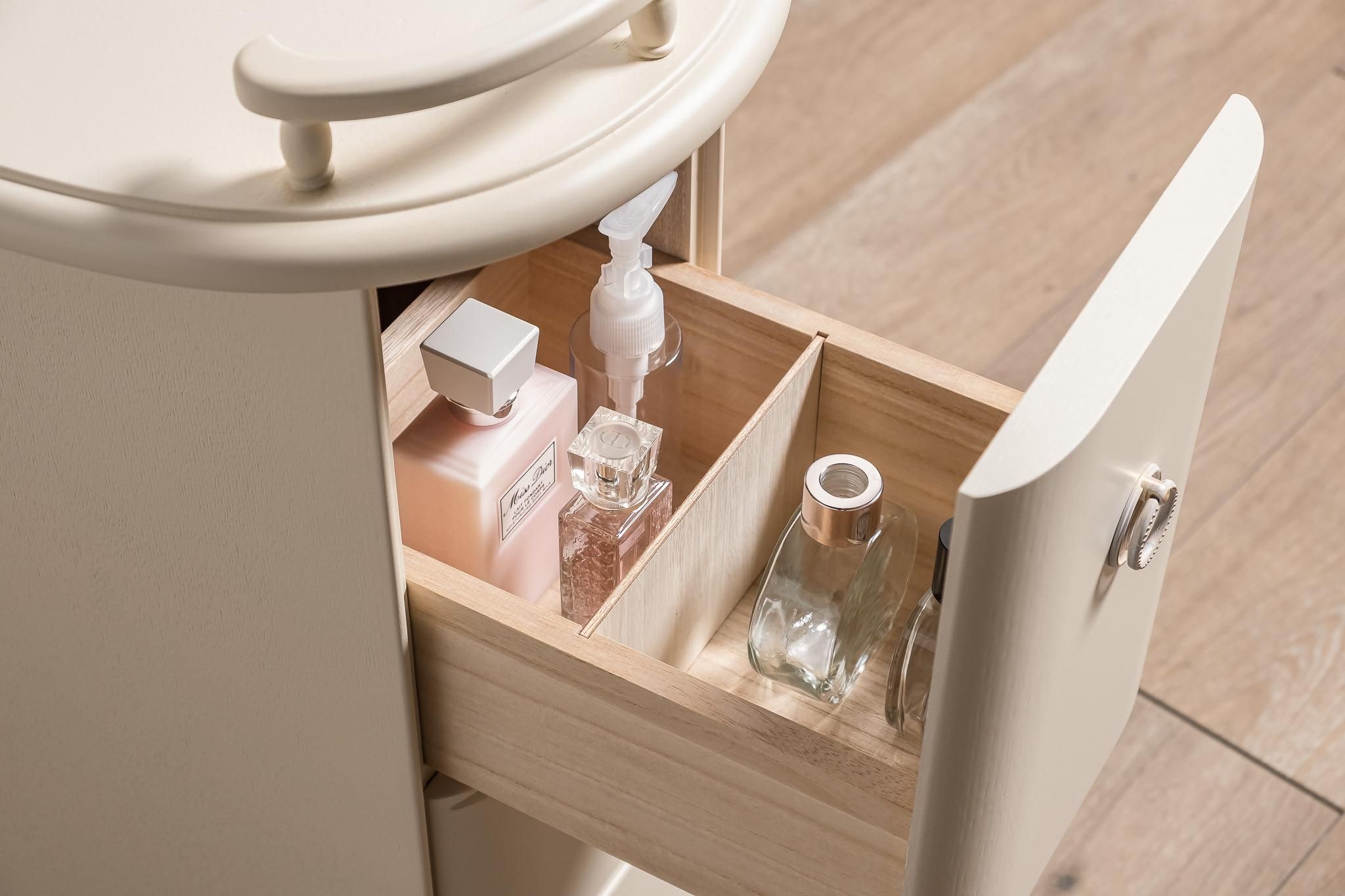 Continue 【カンティーニュ・リリィレーベル・ワゴン】 - matsunaga-kobo