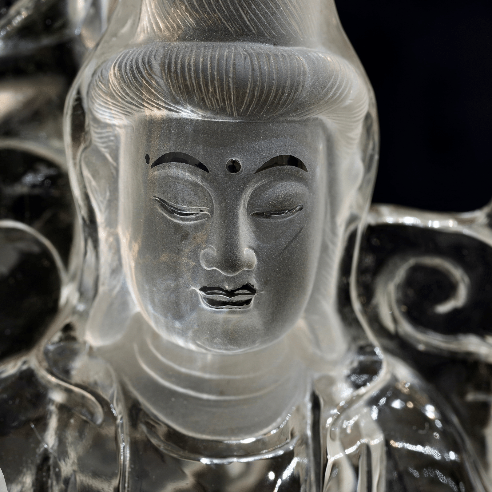 ♥値下げ！珍品 硝石製 観音像 359g 観音様 観音菩薩 仏像 骨董
