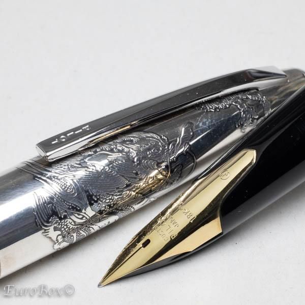 Pilot 万年筆 黒スターリングシルバー・ケース付き 詳細ページ