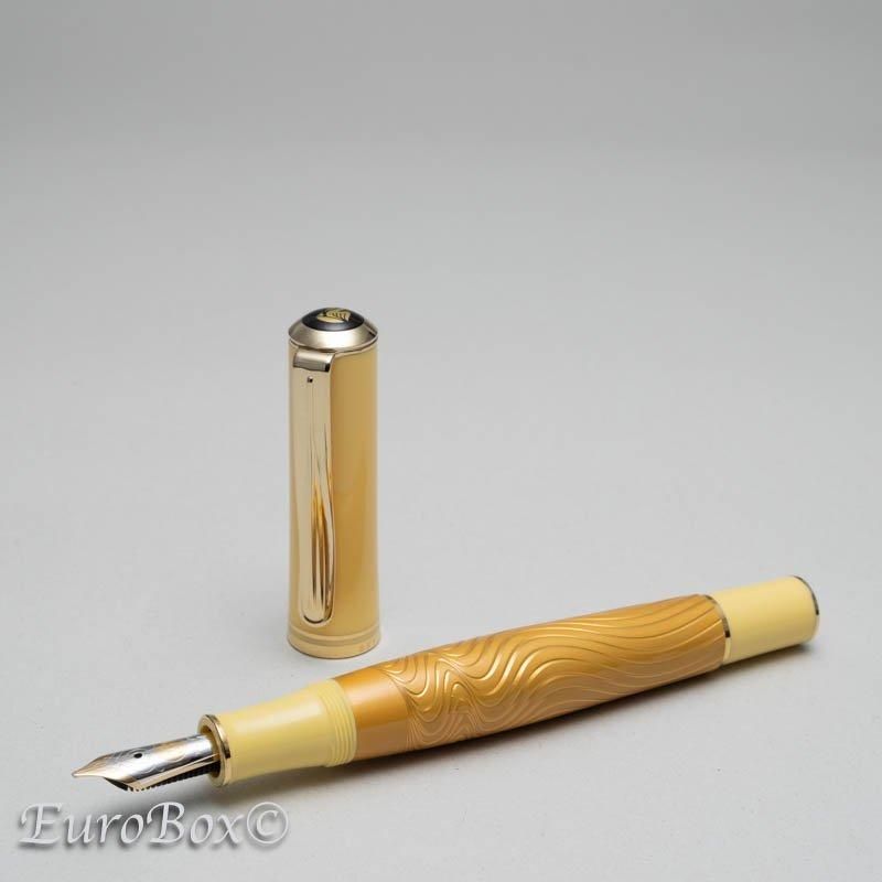 ペリカン 万年筆 自然の美観シリーズ M640 サハラ Pelikan M640 Sahara
