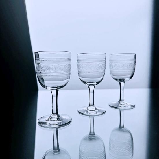 輝くオールドバカラ アテニエンヌのポートワイングラス #1【19世紀後半