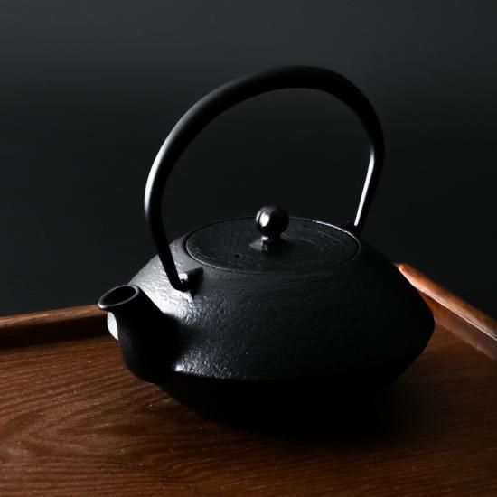 南部鉄器 鉄瓶 急須 算玉はけめ 0.5L 直火 ih対応 日本製 南部鉄瓶