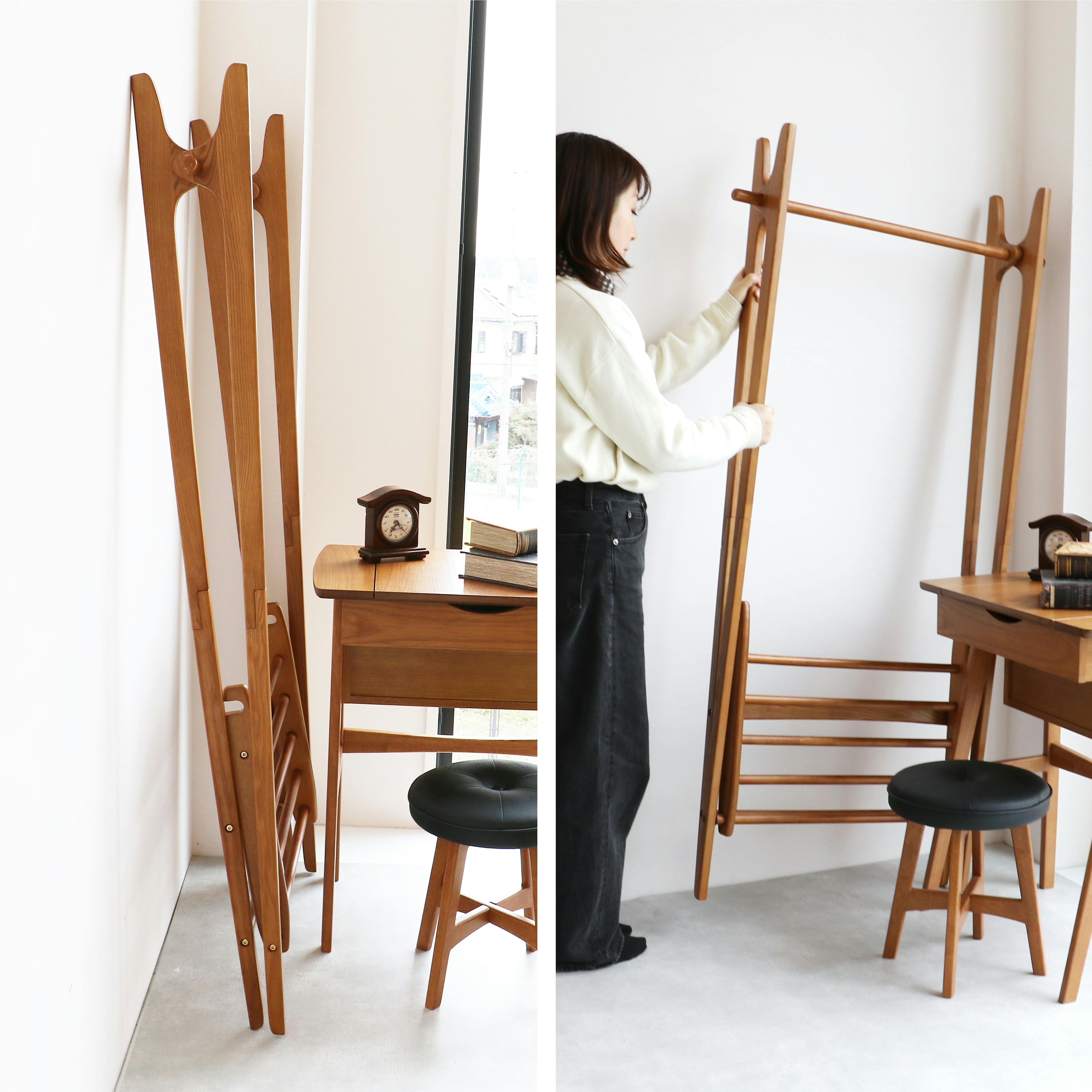 アンティークテイストの折りたためるハンガーラック Folding Hanger