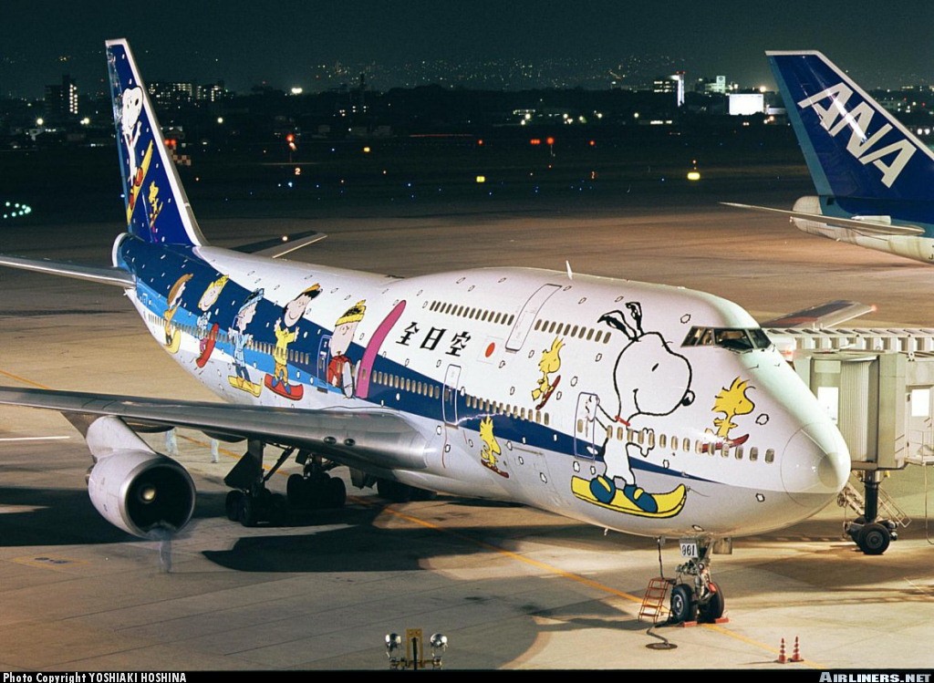 航空機・ヘリコプター ANA B747-400 JA8961 Snoopy ANA B747-400