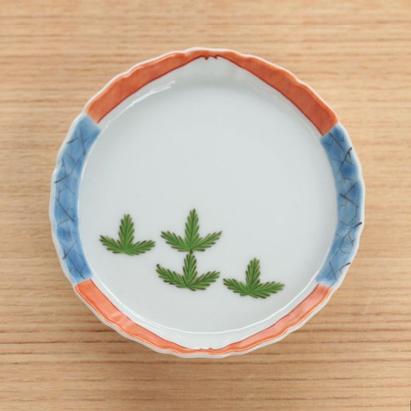 与山窯 豆皿 色絵若松富士山図 -古人のセンスを感じる富士の豆皿