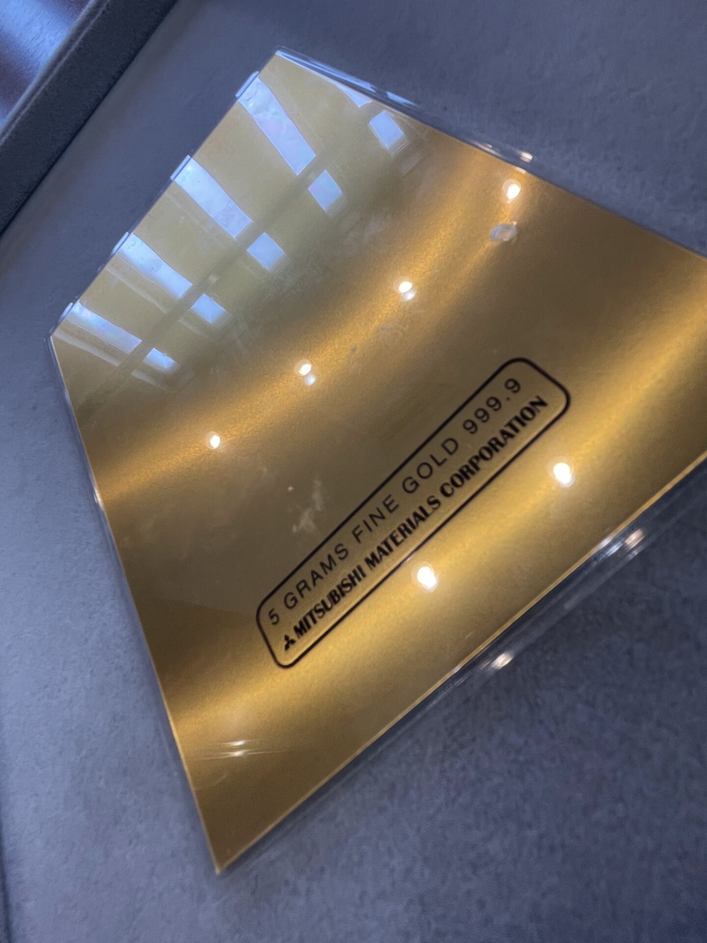 1g純金ゴールドカレンダー 三菱マテリアル2005