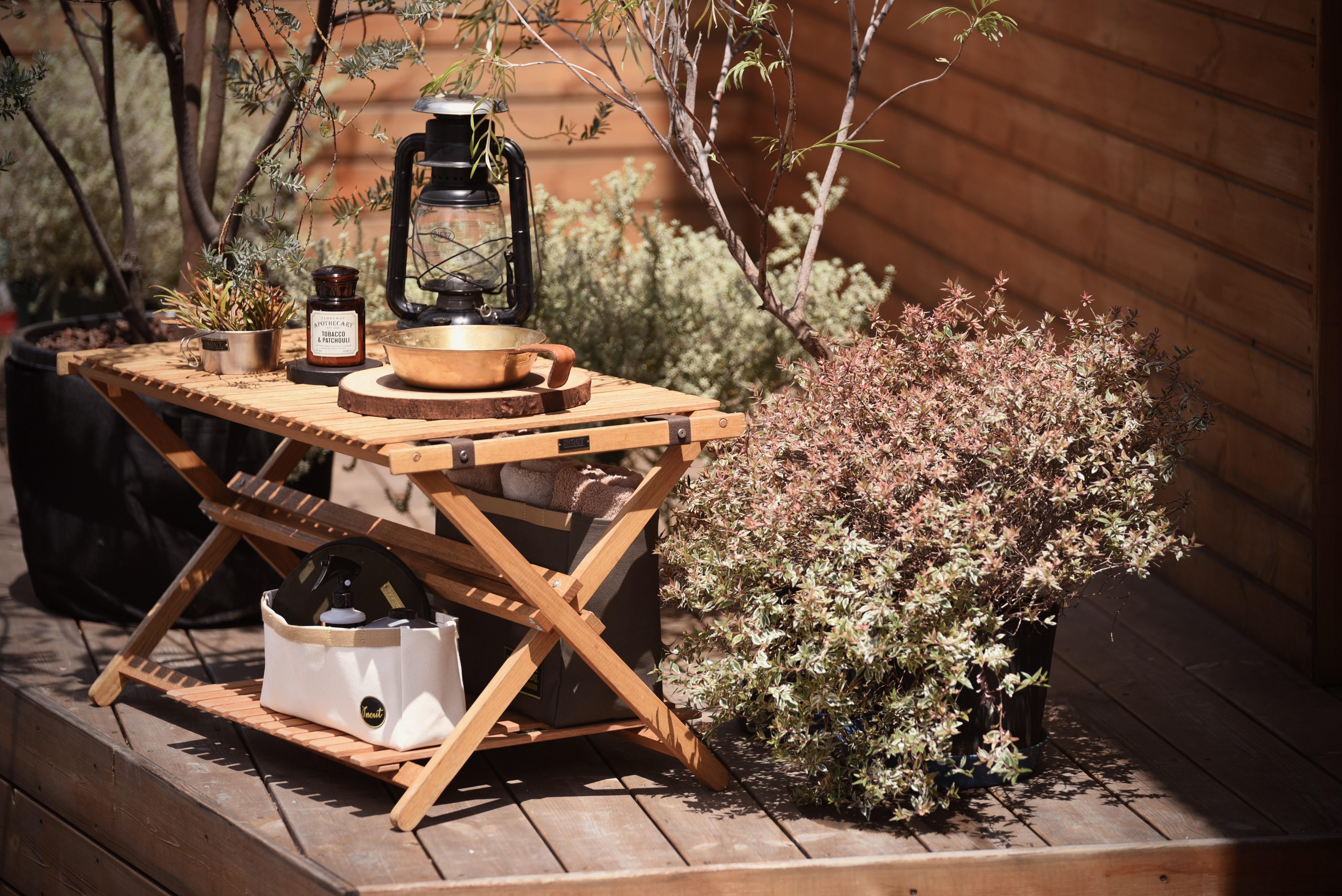 イナウト inout テーブル