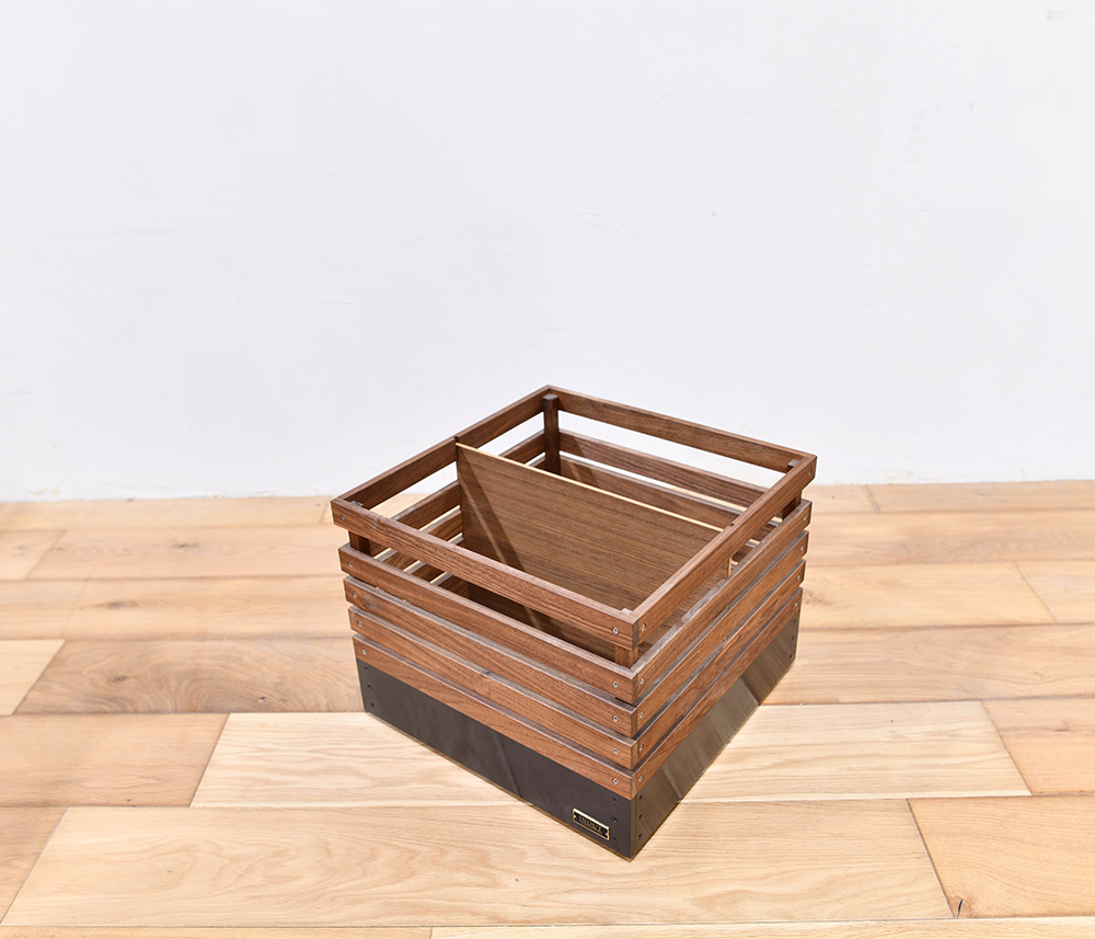 INOUT （イナウト） / Stack Box / High walnut