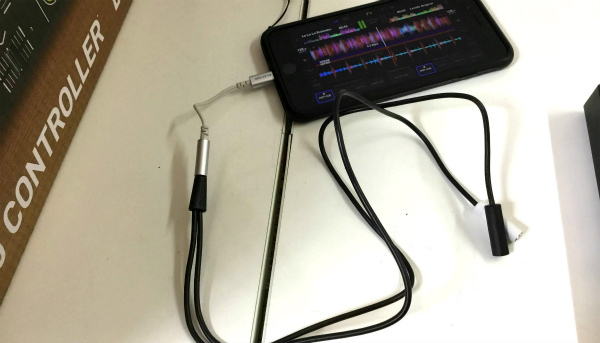 Pioneer DDJ-200 DJコントローラー スプリットケーブル付き Pioneer