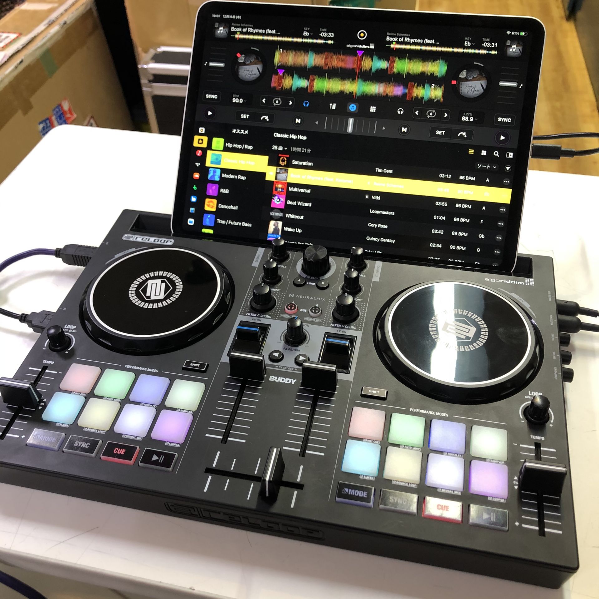 djay用コントローラー「RELOOP BUDDY」登場！｜島村楽器 三宮オーパ店