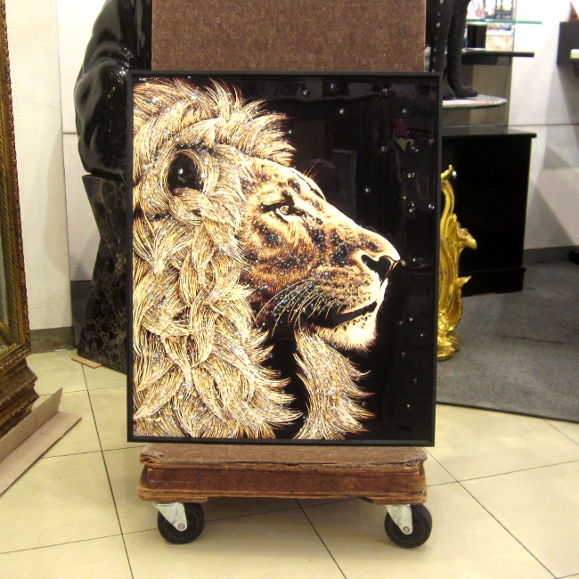 静物ライオンの肘掛