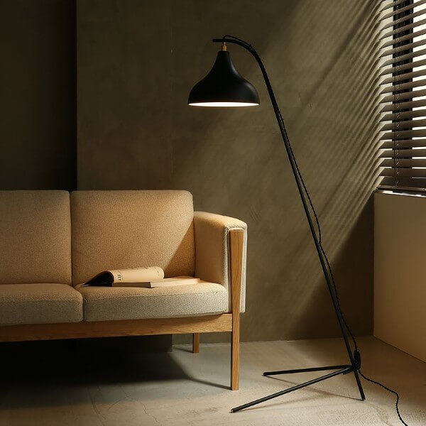 インダストリアル フロアライト ☆ Kosel ブルックリン アイアン