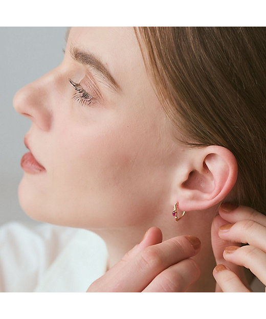 K10ルビーピアス | agete/アガット | 三越伊勢丹オンラインストア