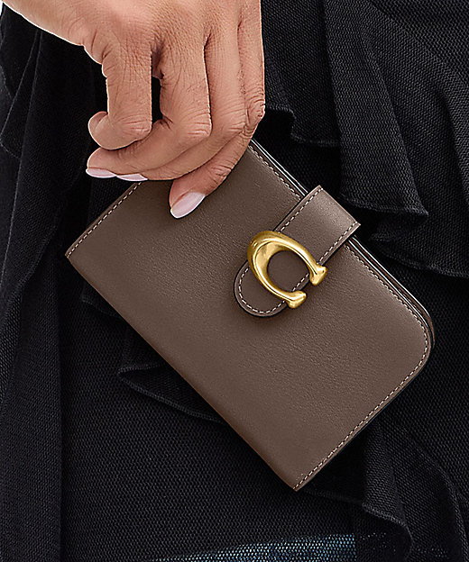 タビー ウォレット | COACH/コーチ | 三越伊勢丹オンラインストア