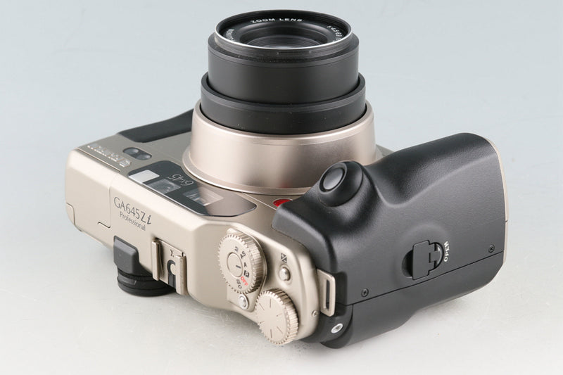 FUJIFILM GA645Zi Professional (CT 003)