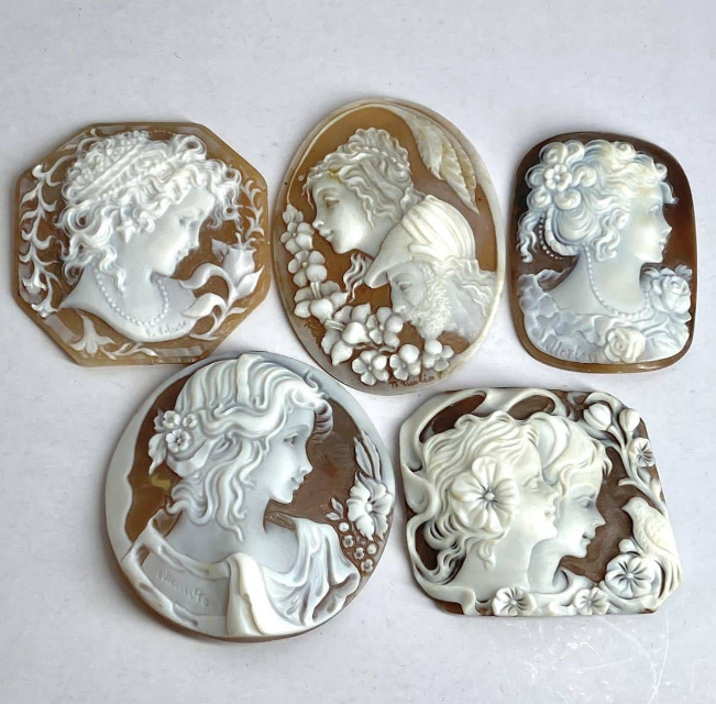 ストーンカメオブローチ/ペンダントトップ Pt900/K18 17.3gの買取実績