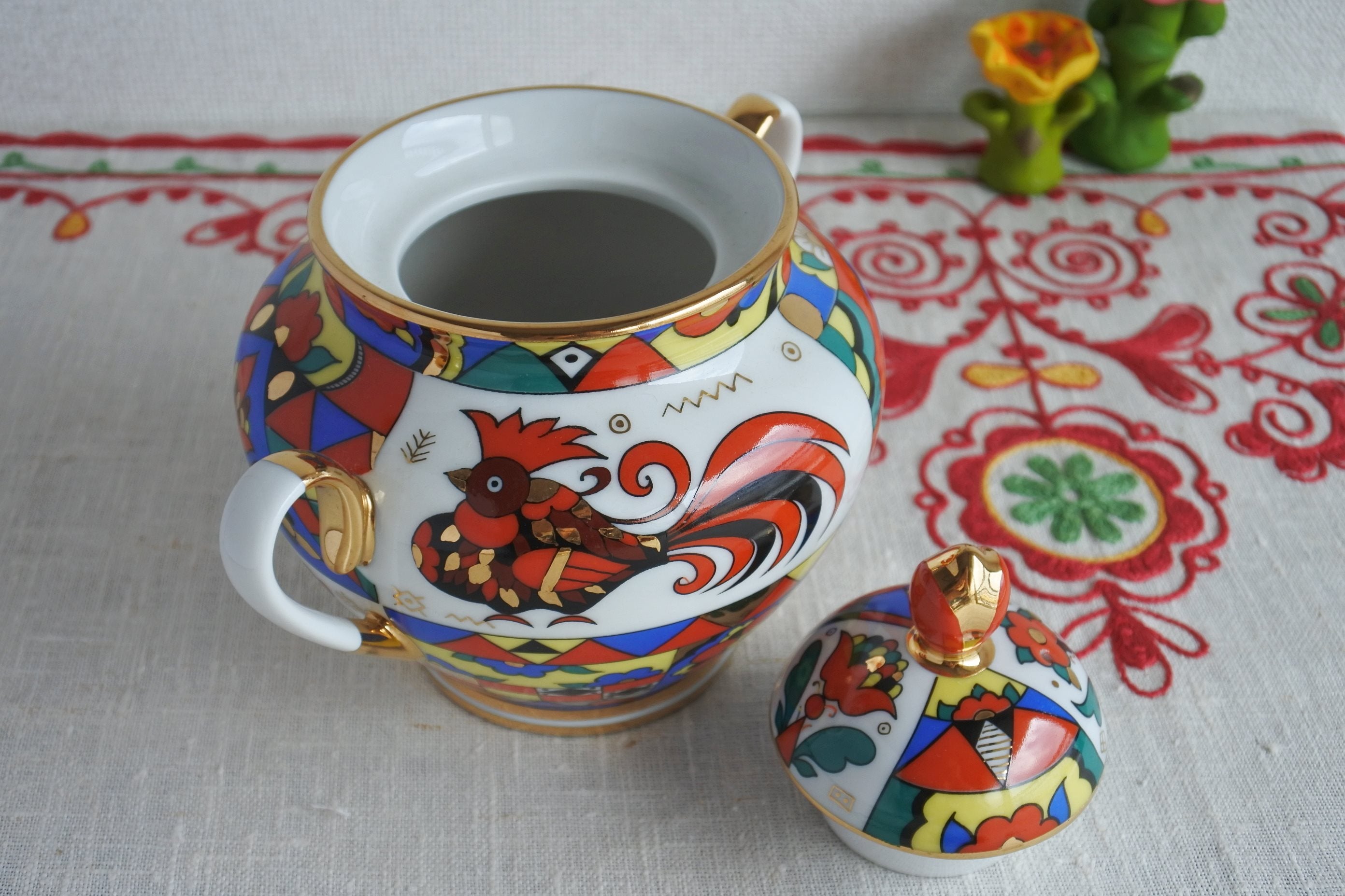 ロシア雑貨いりえのほとり 神戸 ロシア民芸品 ロシア製陶磁器 食器