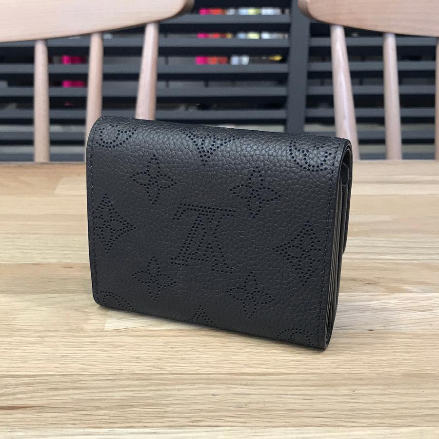 LOUIS VUITTON（ルイ・ヴィトン） 【新品同様】ルイヴィトン マヒナ
