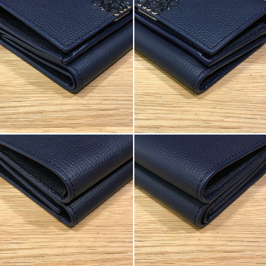 LOEWE（ロエベ） 【新品未使用】ロエベ アナグラム トライフォールド