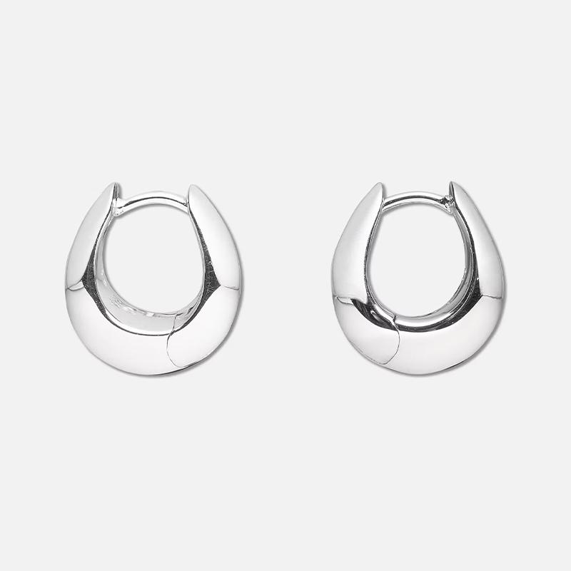 TOM WOOD（トムウッド） Ice Huggies シルバー ミニ フープピアス