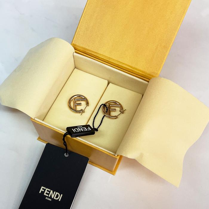 FENDI（フェンディ） エフ イズ ピアス 8AG745 レディス