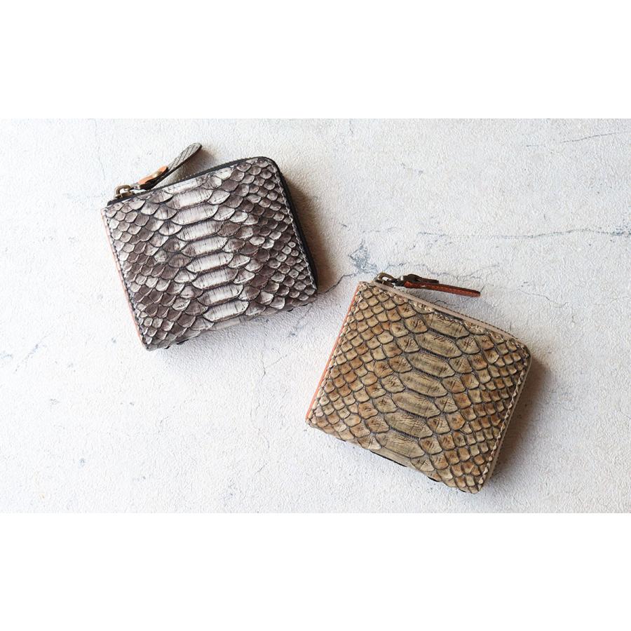 VIADOAN（ヴィアドアン） ドアン Antique python アンティークパイソン