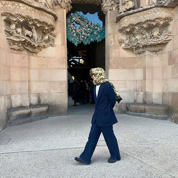 藤井風さん着用 インドネシアバティック Instagram スペインオフ