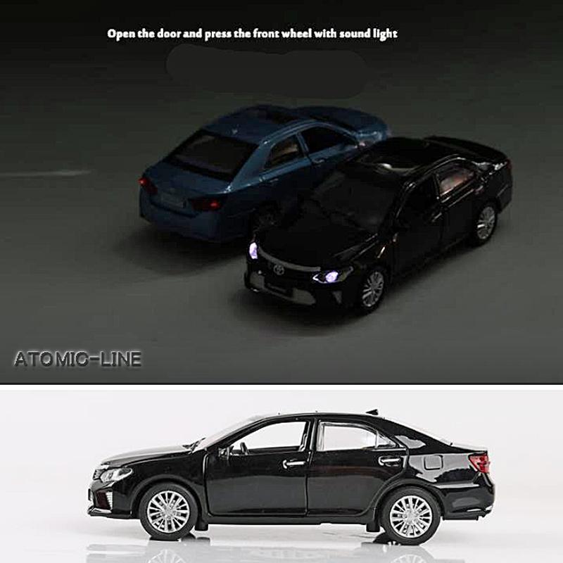 トヨタ（TOYOTA） CAMRY カムリ 1/32 ミニカー 全4色 ライト点灯 合金