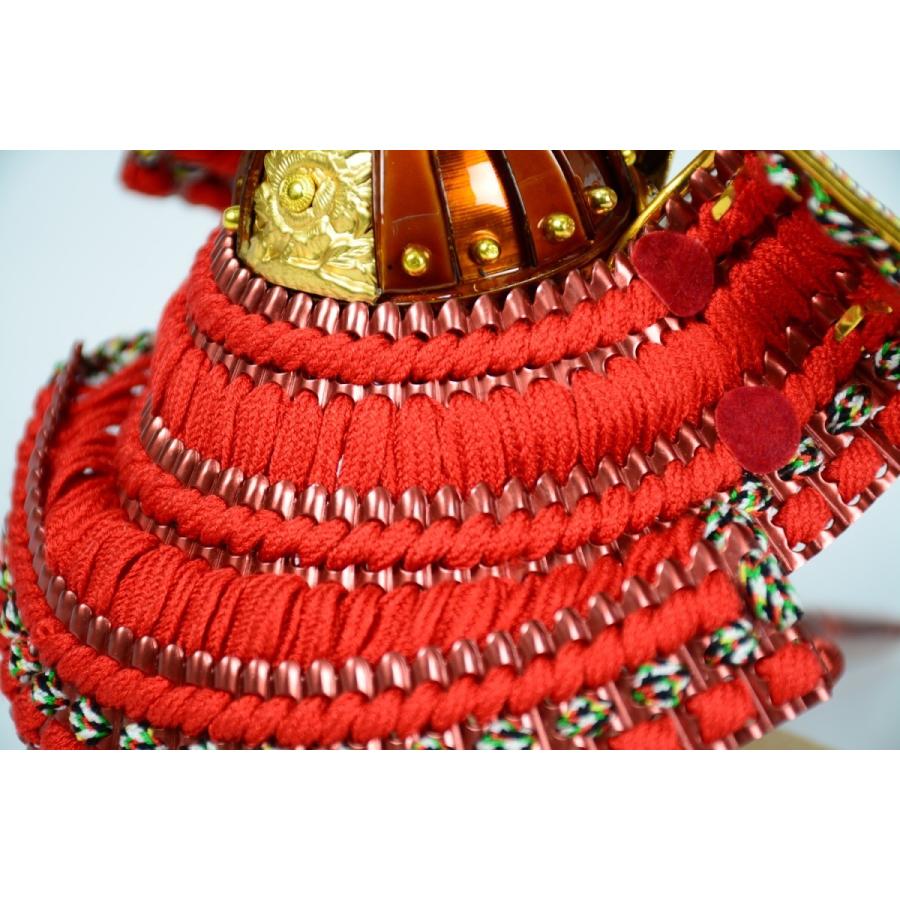 選べる3種】 五月人形 寛蔵作 面頬 兜飾り 若葉/藤/真紅 5号 飾り台