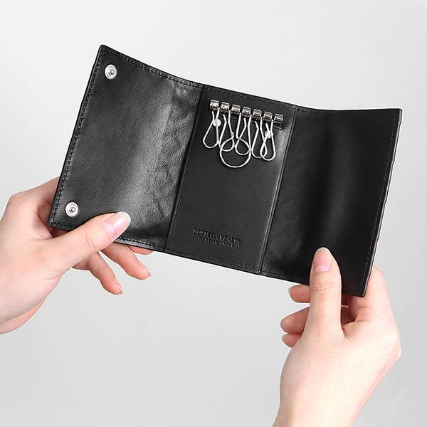 BOTTEGA VENETA（ボッテガ・ヴェネタ） キーケース イントレチャート