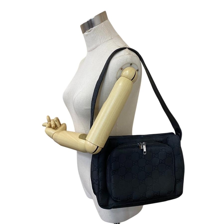GUCCI（グッチ） 002058 肩掛け ショルダーバッグ ブラック ユニ