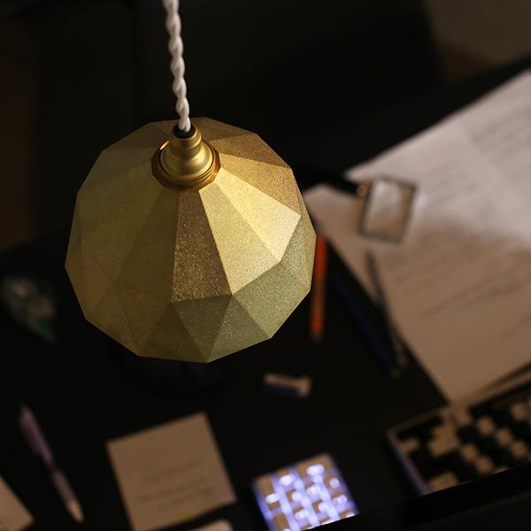 FUTAGAMI（フタガミ） ペンダントランプ 円錐 鍛金 黒ムラ ペンダント