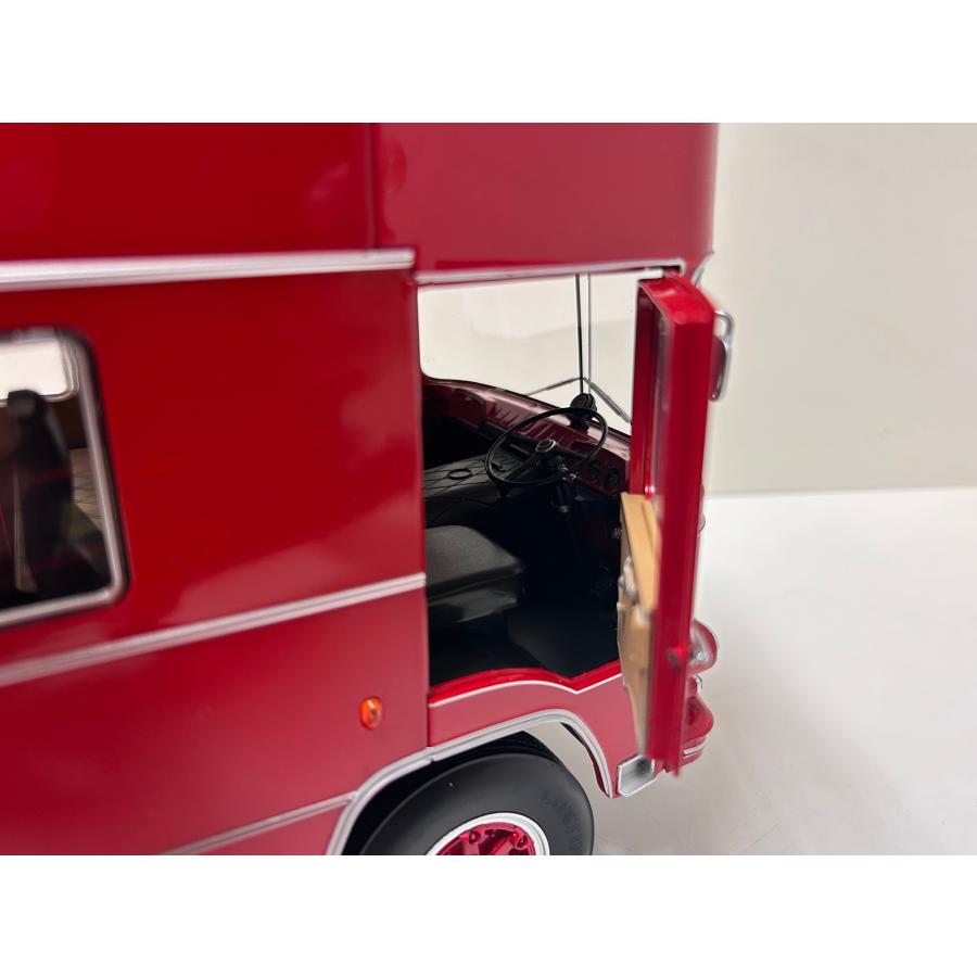 CMR 1/18 Fiat OM 150 Rolfo Ferrari race transporter 1967