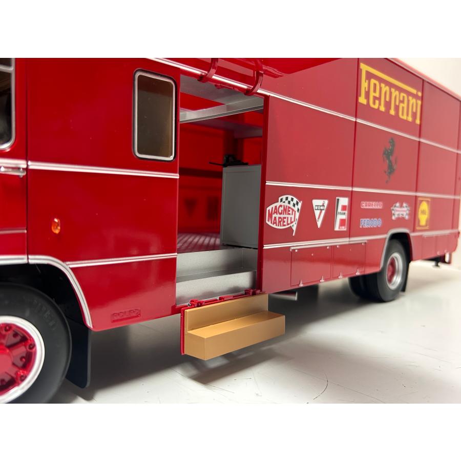 CMR 1/18 Fiat OM 150 Rolfo Ferrari race transporter 1967