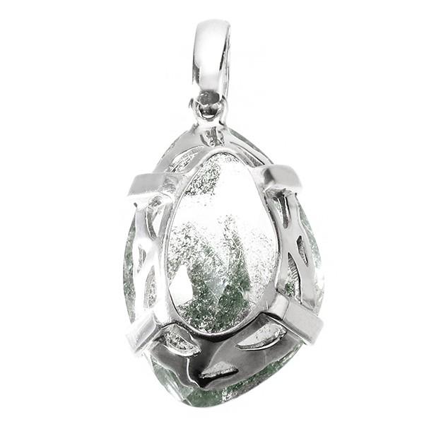 透明感たっぷりのガーデンクウォーツのペンダントトップ ご希望の方に