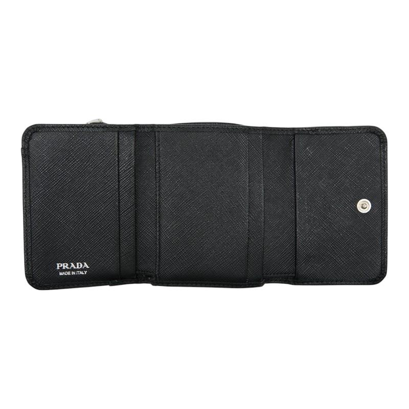 PRADA（プラダ） 三角ロゴプレート 三つ折り財布 ブラック