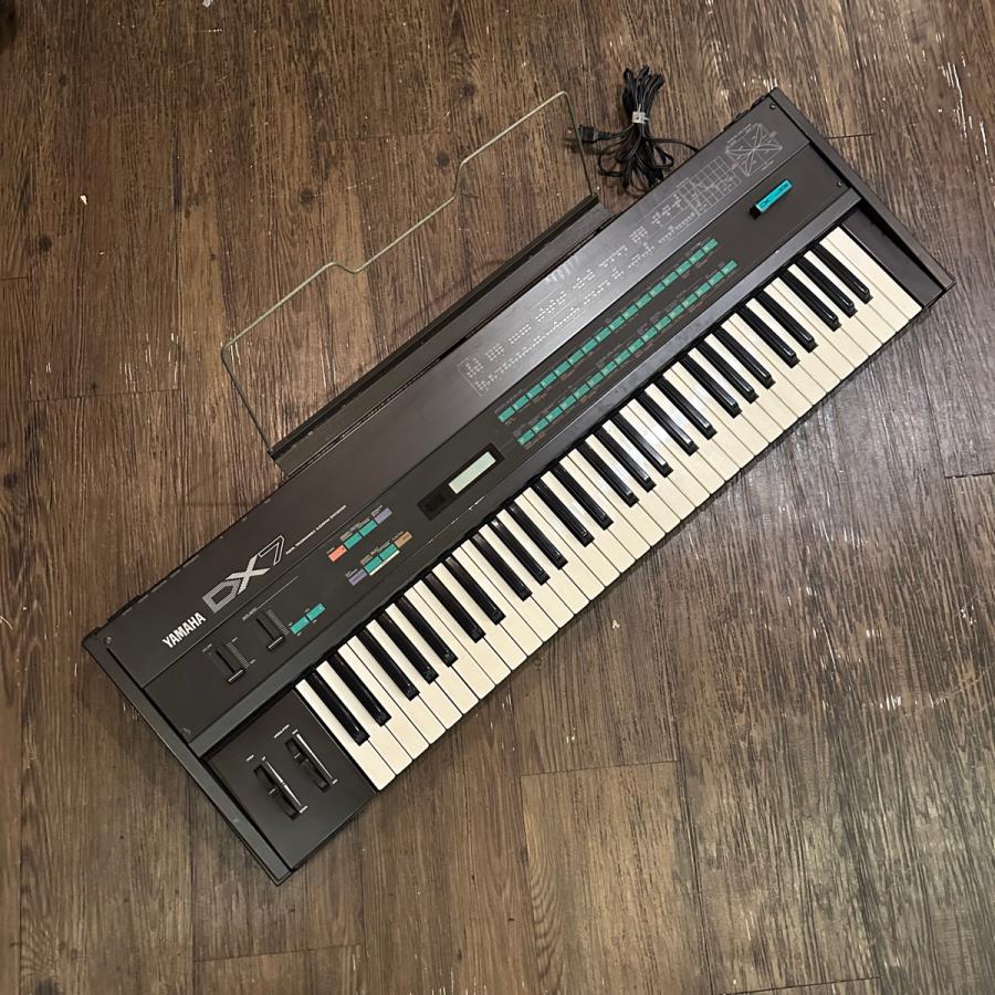 YAMAHA DX7Ⅱ-D シンセサイザー キーボード ヤマハ 070928 YAMAHA