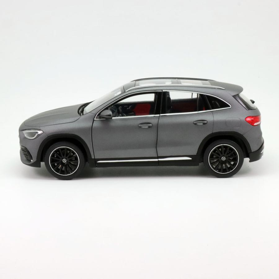 Z-Models 1/18 メルセデス ベンツ GLA クラス H247 2020年式