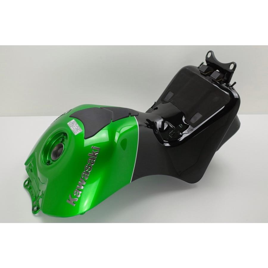 カワサキ（Kawasaki） ZX-14R 純正 フューエル ガソリン タンク ZX14R
