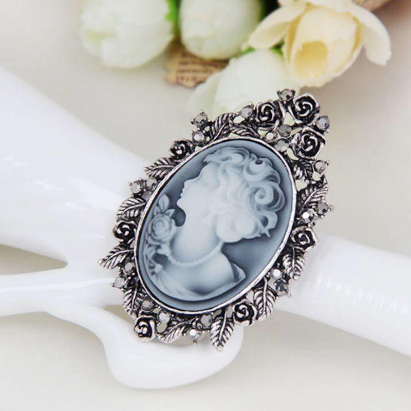 カメオ ブローチ エレガント アンティーク調 ゴールド シルバー 母の日