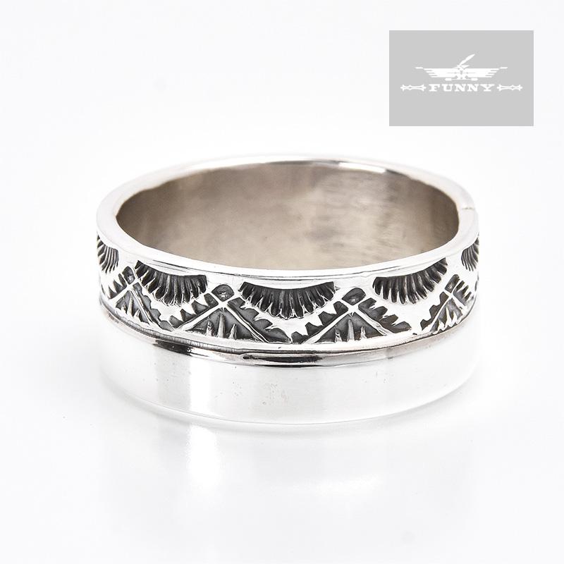 Indian Jewelry FUNNY公式ストア ナバホ族 ヘンリー・マリアーノ