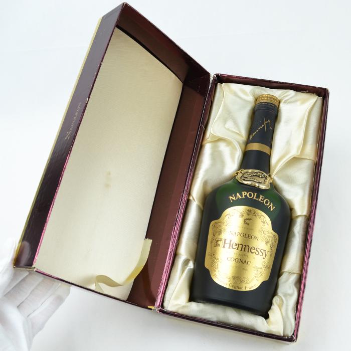 箱付き Hennessy Napoleon コニャック Hennessy Napoleon コニャック