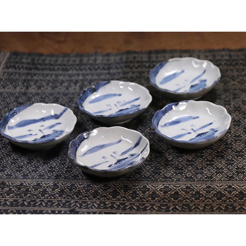 古伊万里、染め付け、三花、楼閣山水、輪花深大皿江戸時代、 古伊万里