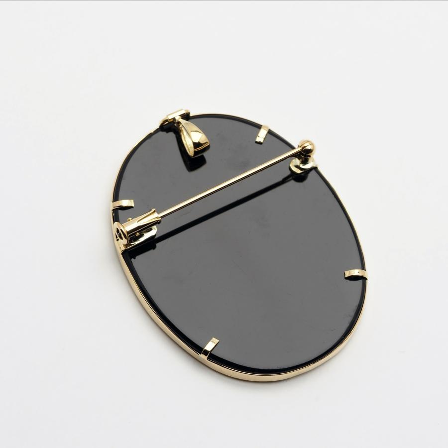 K18 メノウカメオ ペンダント ブローチ 35×45mm 18金イエローゴールド