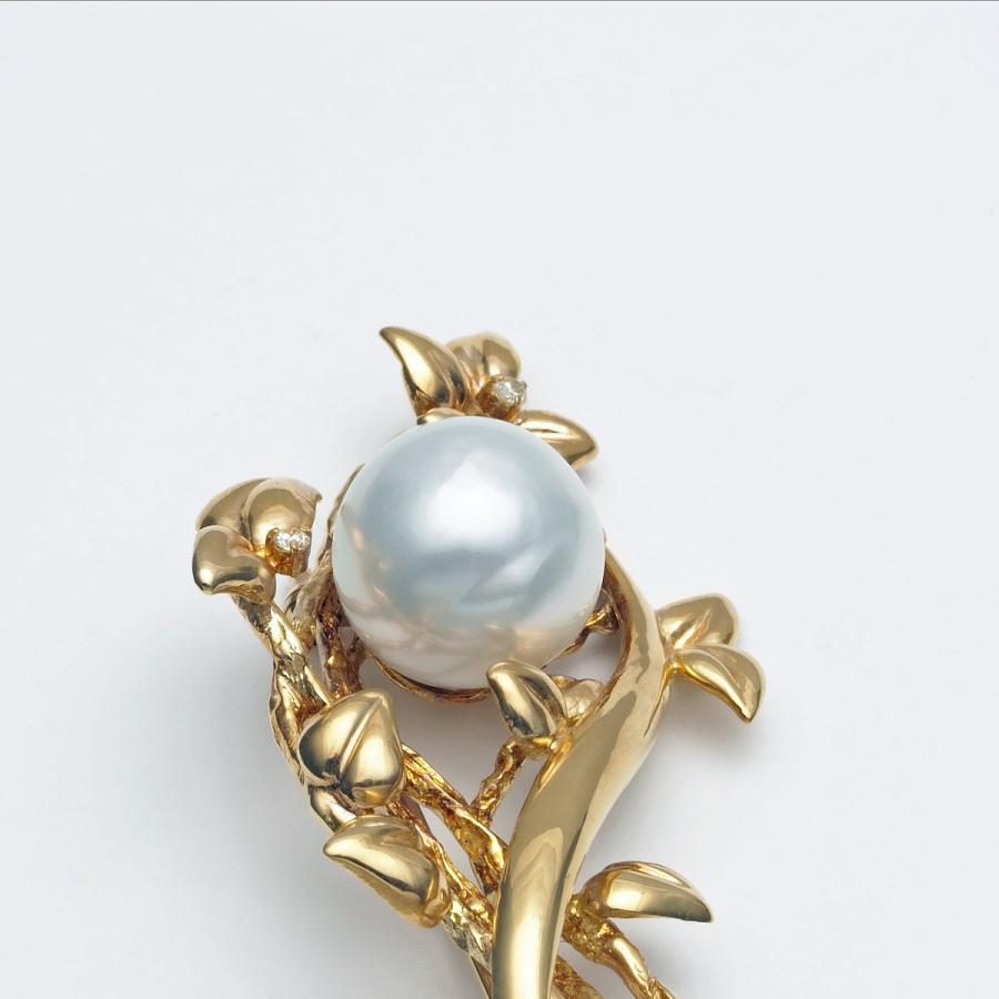 K18WG 真珠と天然石とダイヤのブローチ・イヤリングセット