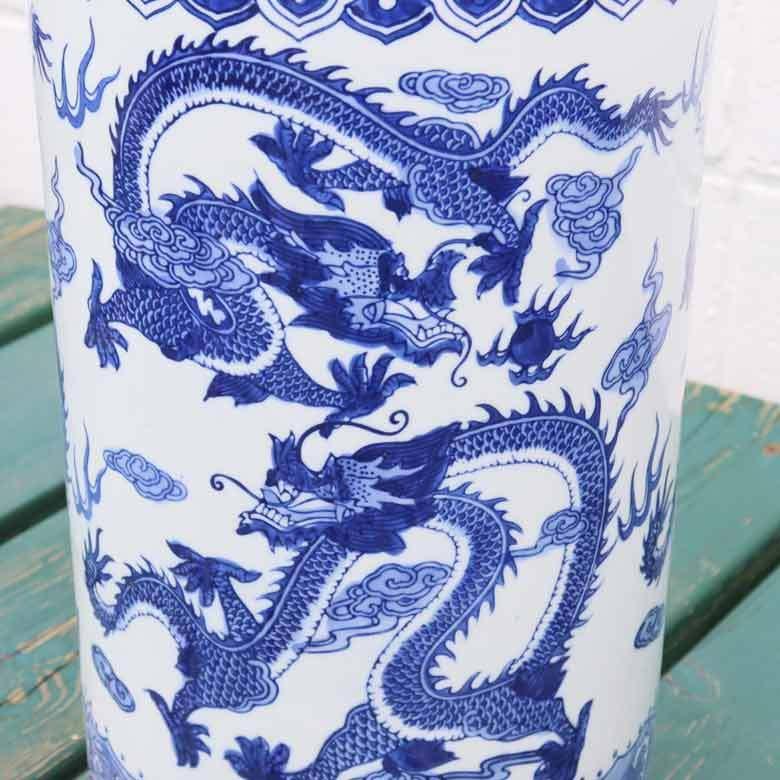 アンティークの傘と星の模様の皿3枚セット アンティークの傘と星の模様